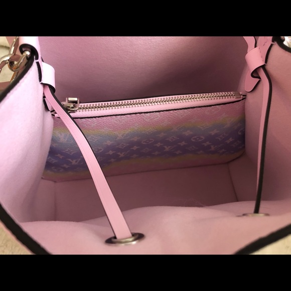 ❌SOLD❌ Louis Vuitton Escale NÉONOÉ MM - Picture 10 of 16